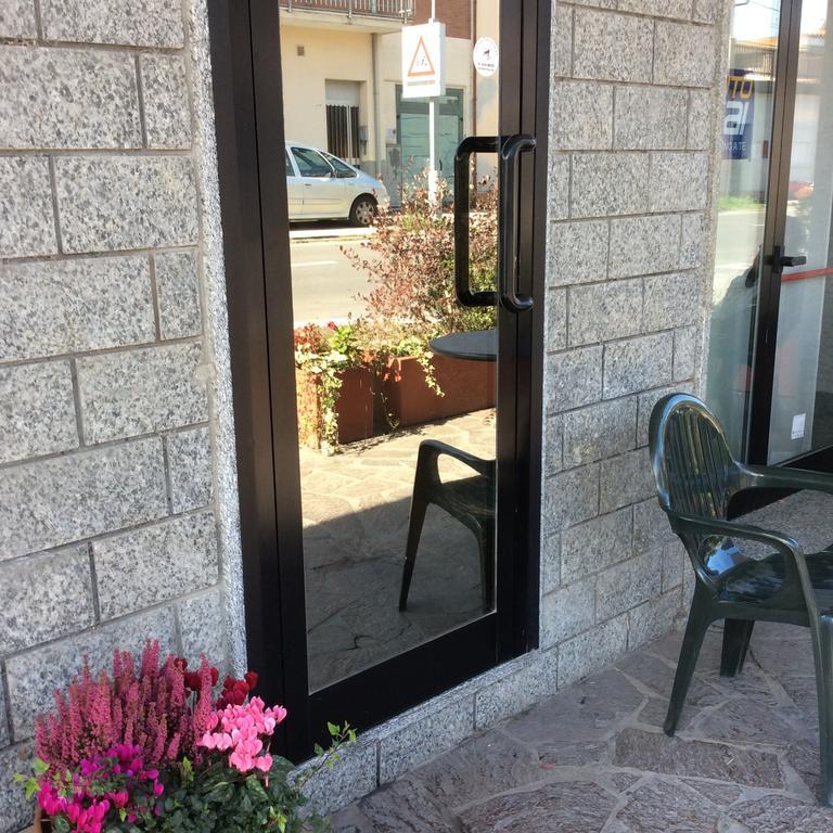 Caffetteria Dell'Angolo Hotel Borghetto Secondo Luaran gambar